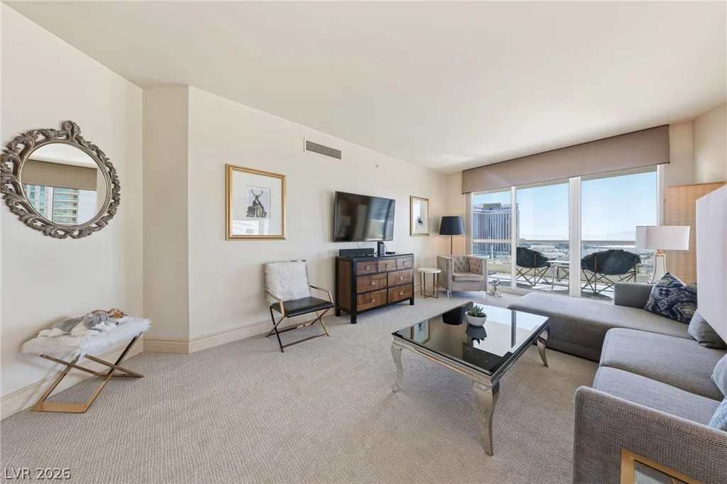 2747 Paradise, Las Vegas, NV 89109