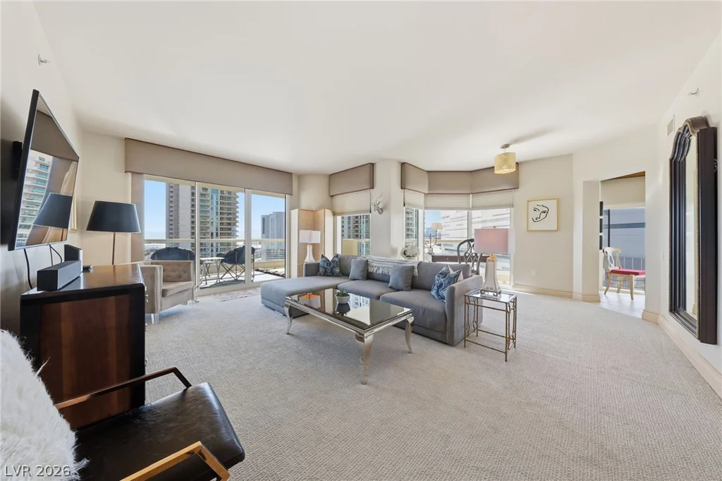 2747 Paradise, Las Vegas, NV 89109