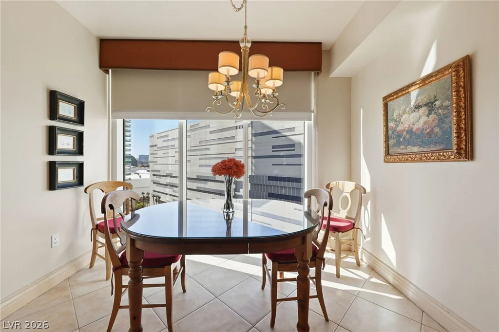 2747 Paradise, Las Vegas, NV 89109