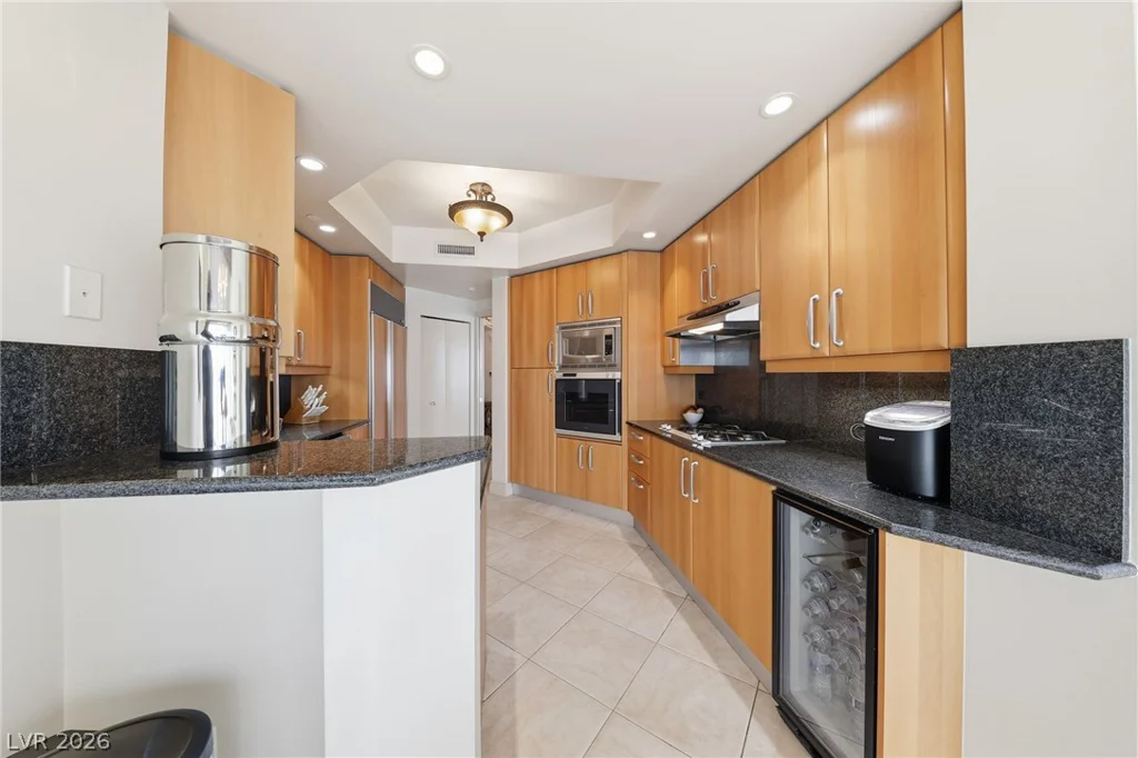 2747 Paradise, Las Vegas, NV 89109