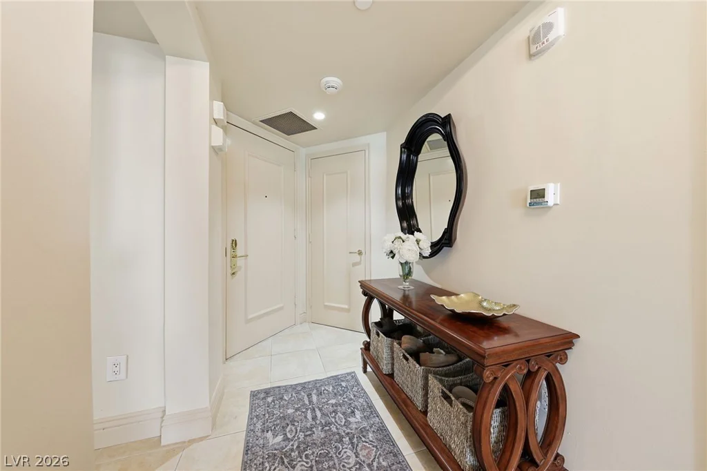 2747 Paradise, Las Vegas, NV 89109