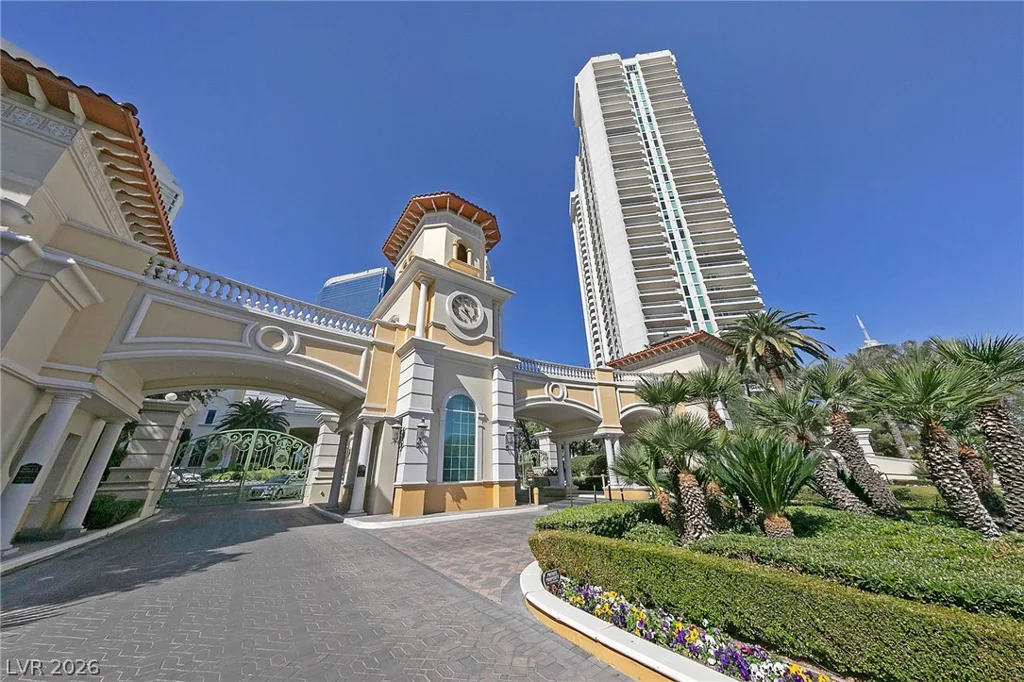 2747 Paradise, Las Vegas, NV 89109