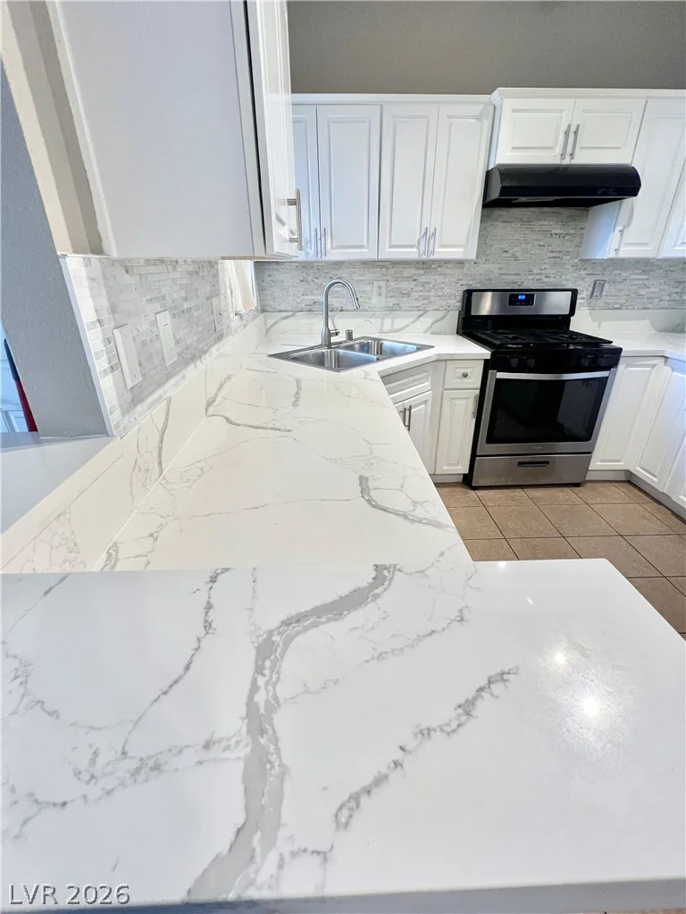 1830 Buffalo, Las Vegas, NV 89128