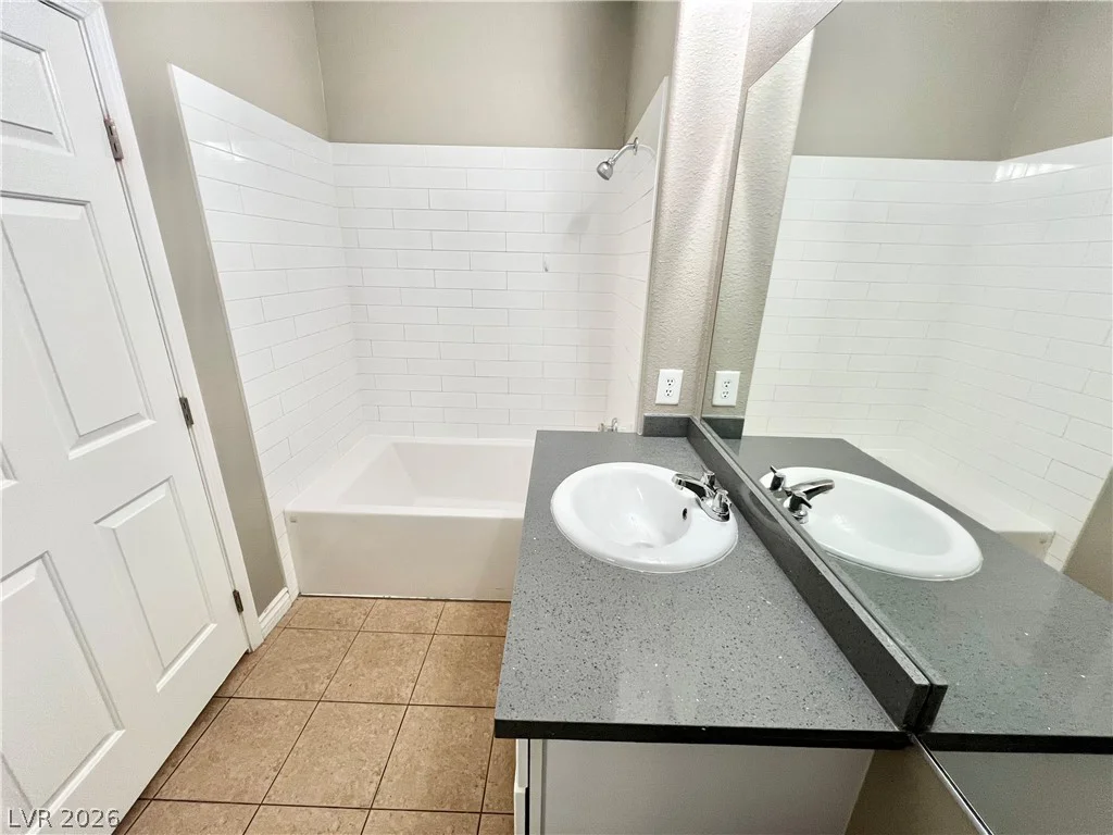 1830 Buffalo, Las Vegas, NV 89128