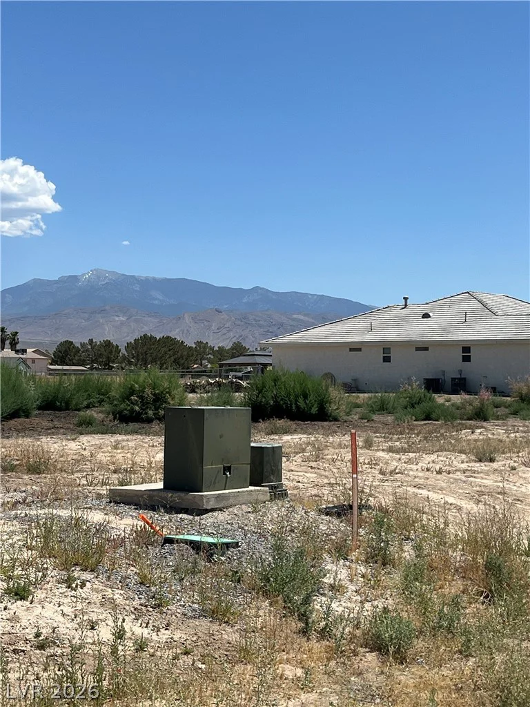 240 Glenoaks, Pahrump, NV 89048