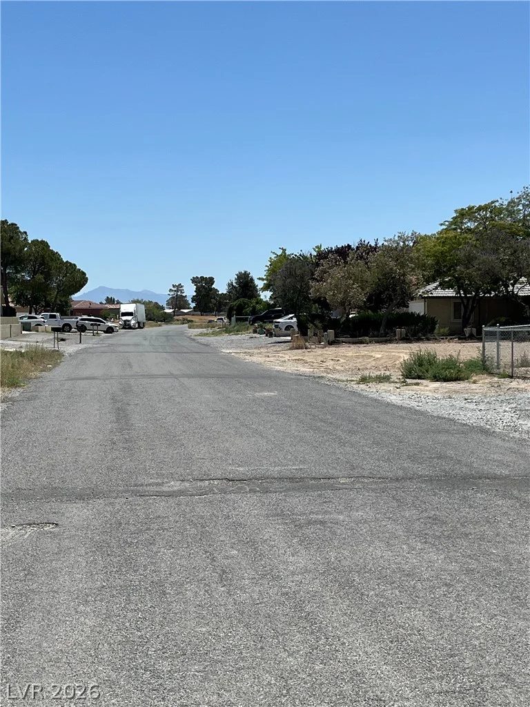 240 Glenoaks, Pahrump, NV 89048