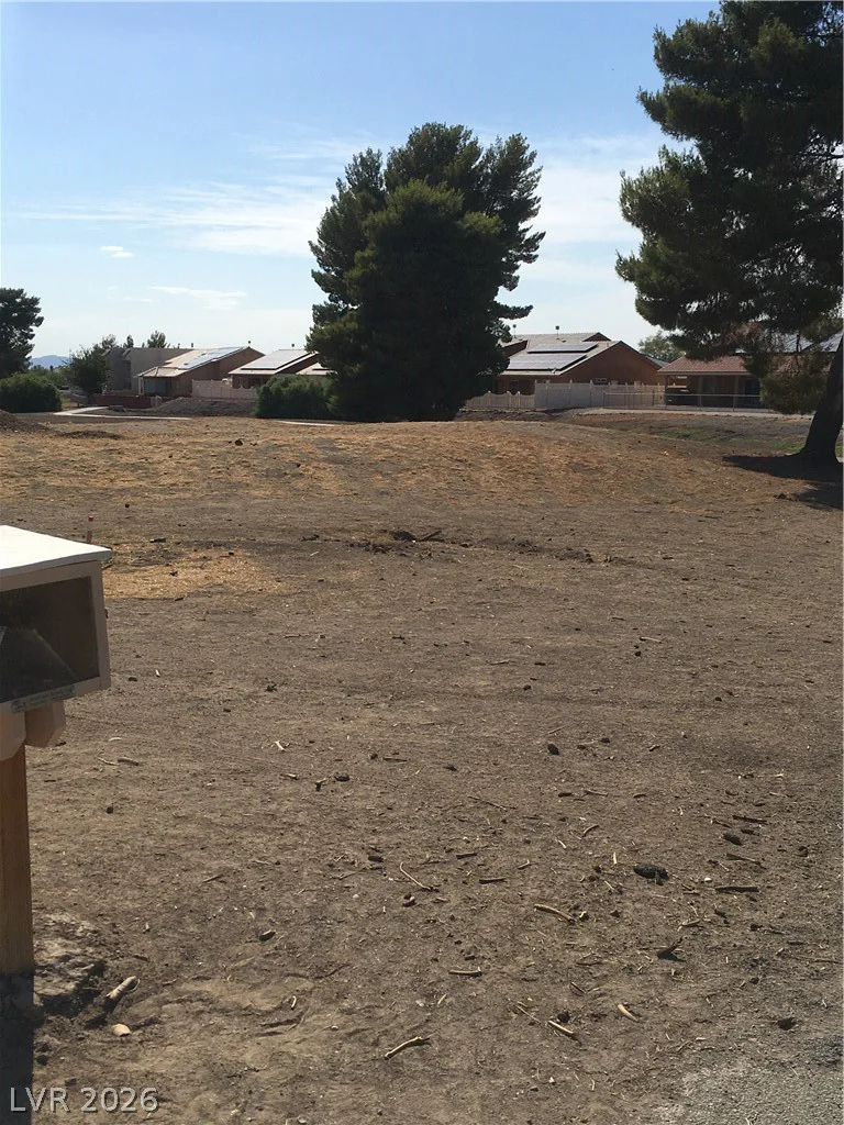 240 Glenoaks, Pahrump, NV 89048