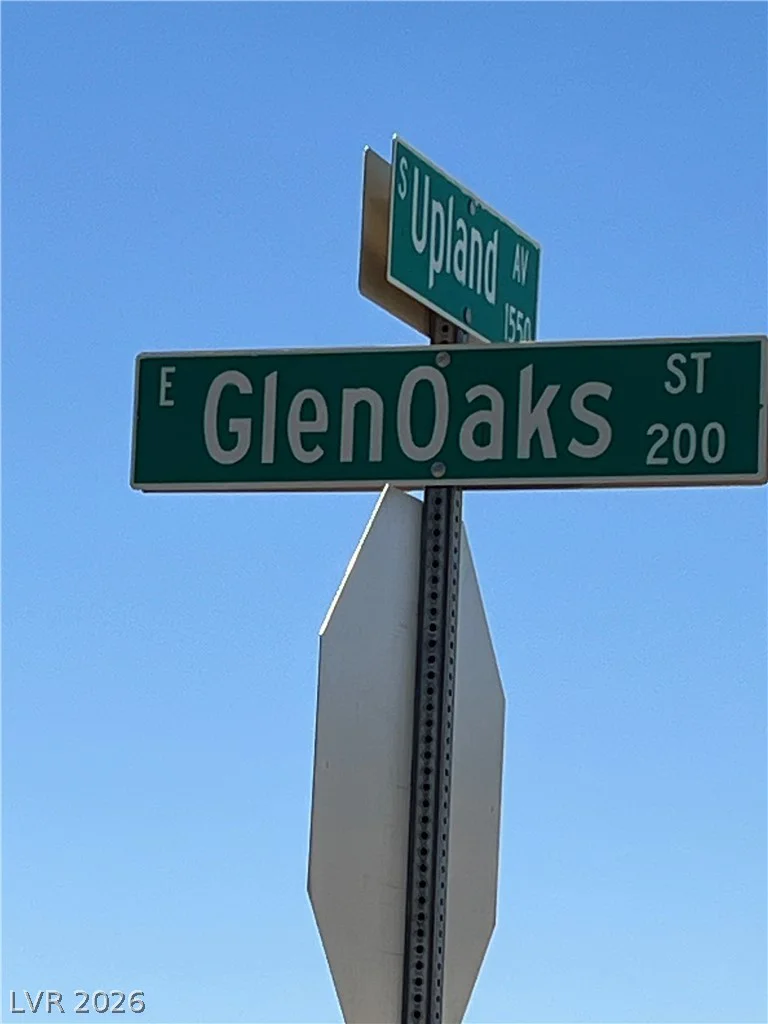 240 Glenoaks, Pahrump, NV 89048