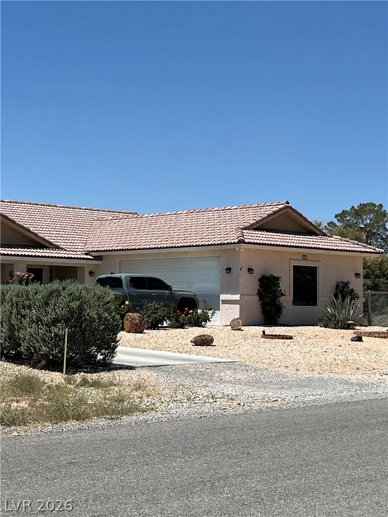 240 Glenoaks, Pahrump, NV 89048