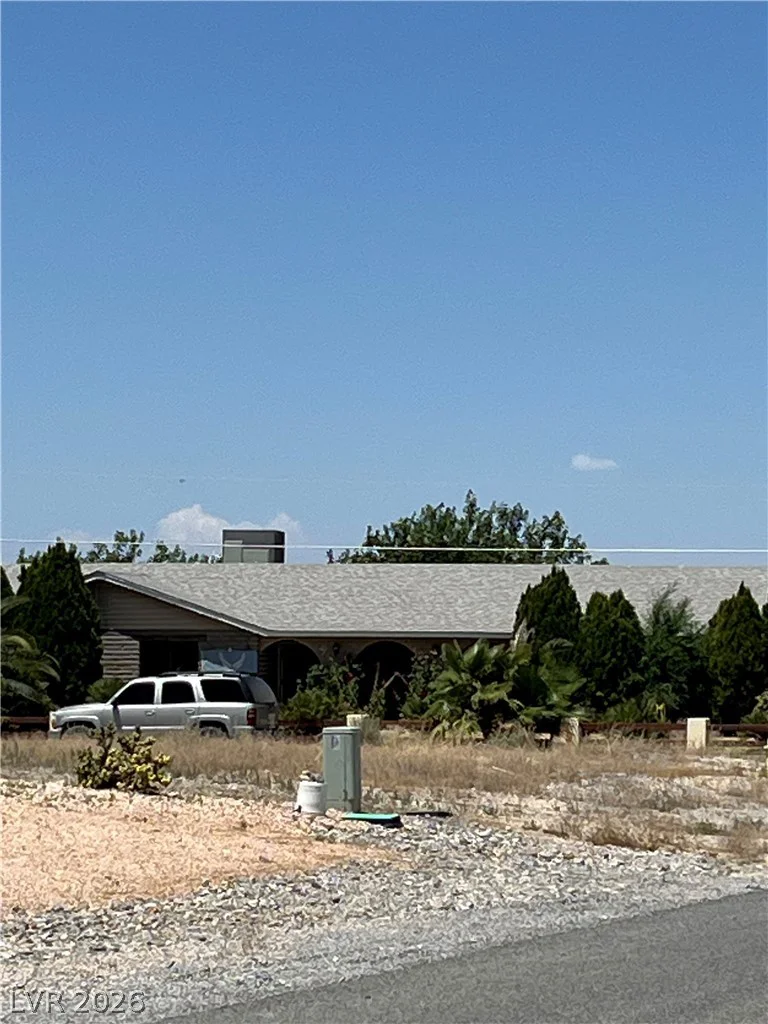 240 Glenoaks, Pahrump, NV 89048