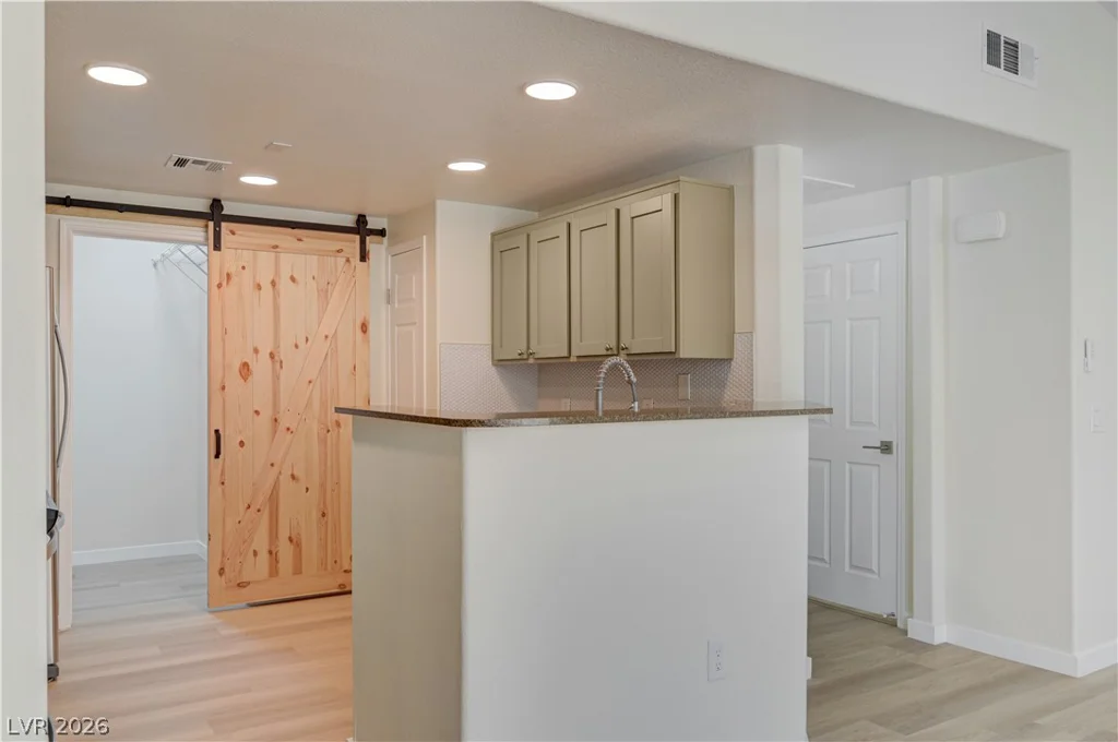 9975 Peace, Las Vegas, NV 89147