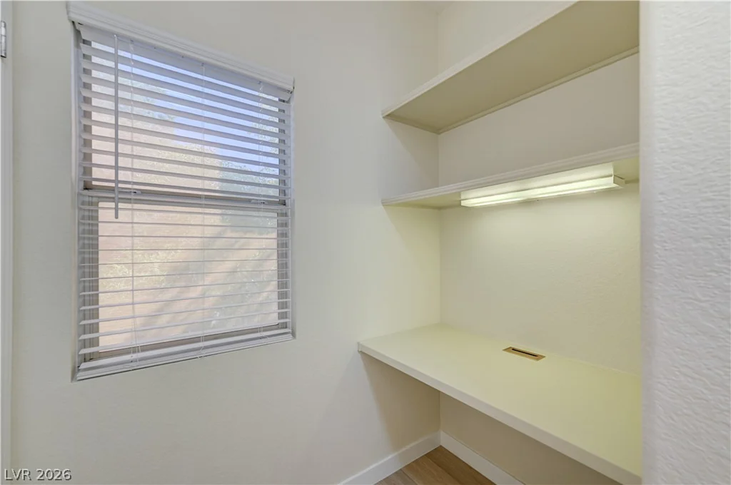 9975 Peace, Las Vegas, NV 89147