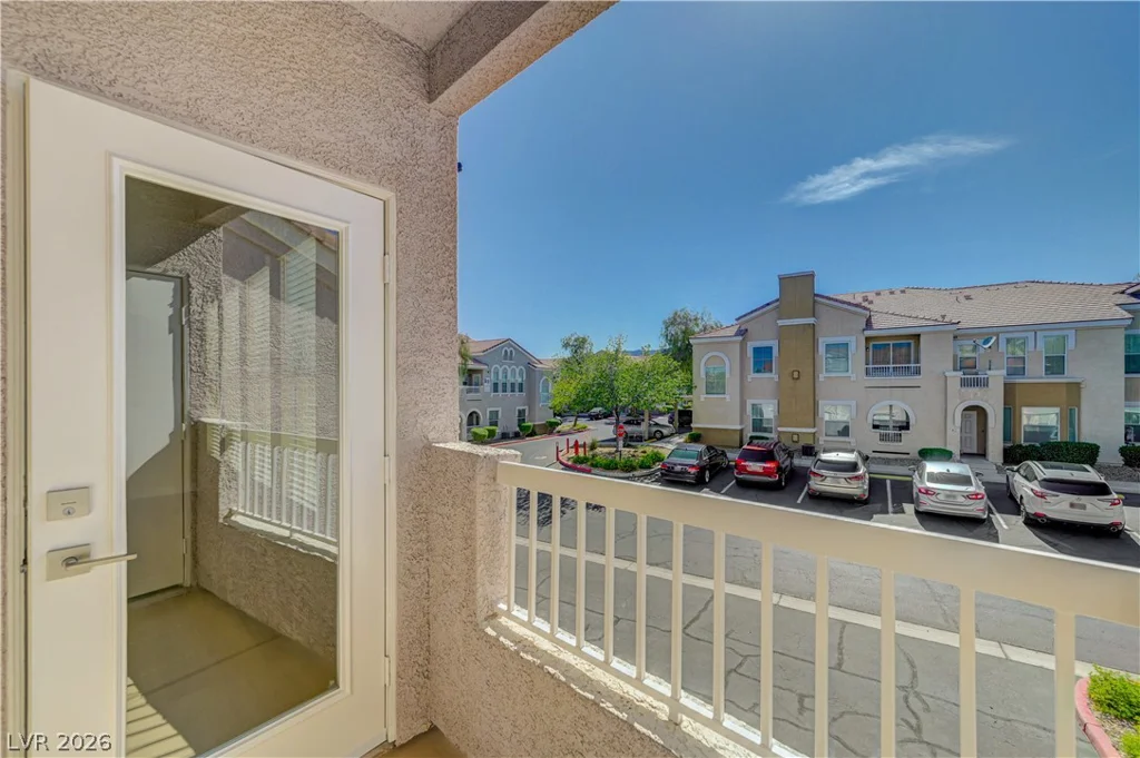 9975 Peace, Las Vegas, NV 89147