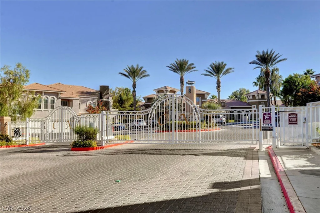 9975 Peace, Las Vegas, NV 89147