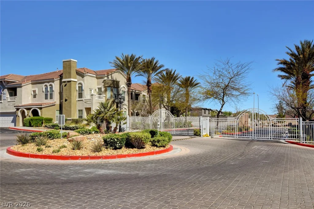 9975 Peace, Las Vegas, NV 89147