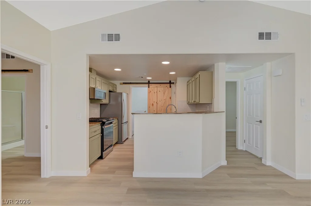 9975 Peace, Las Vegas, NV 89147