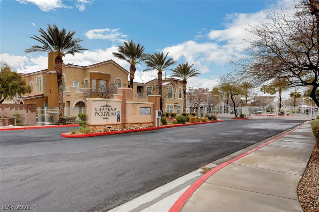 9975 Peace, Las Vegas, NV 89147