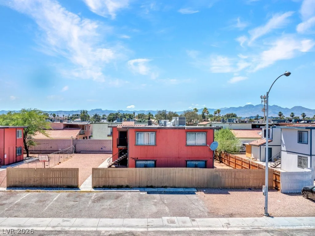3639 Kolendo, Las Vegas, NV 89103