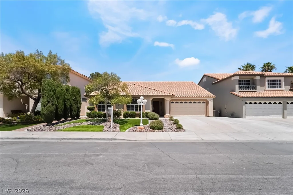 2442 Antler Point, Henderson, NV 89074