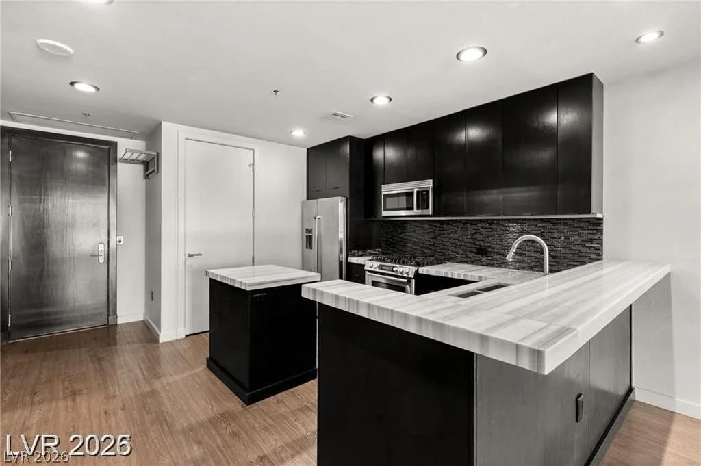 4525 Dean Martin, Las Vegas, NV 89103
