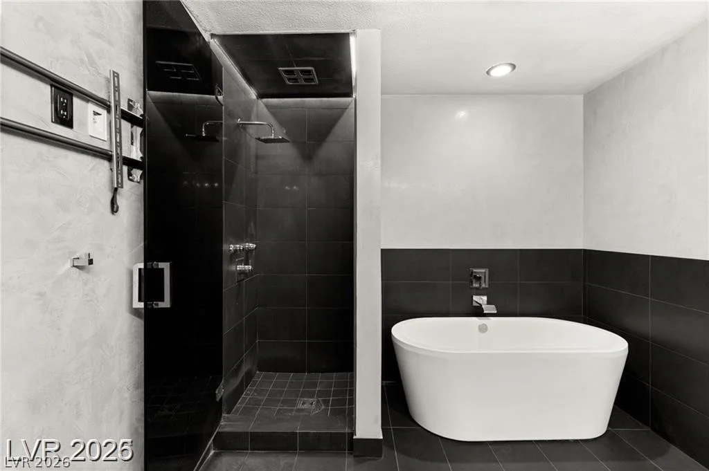 4525 Dean Martin, Las Vegas, NV 89103