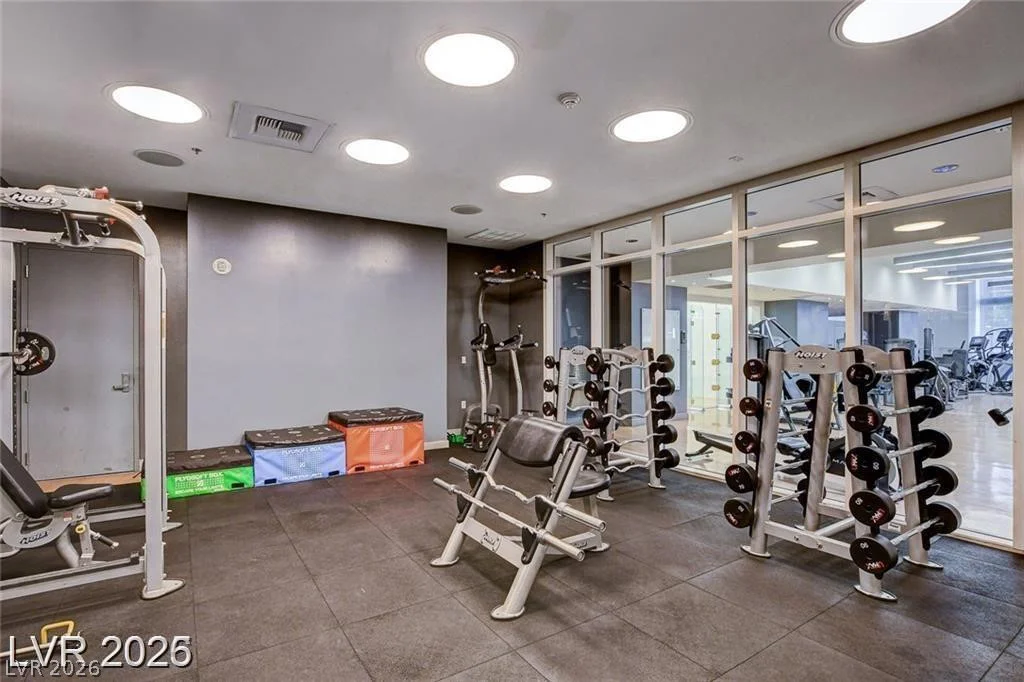 4525 Dean Martin, Las Vegas, NV 89103