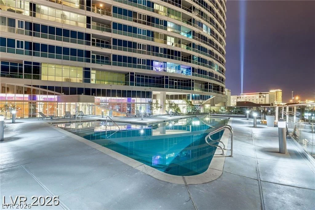 4525 Dean Martin, Las Vegas, NV 89103