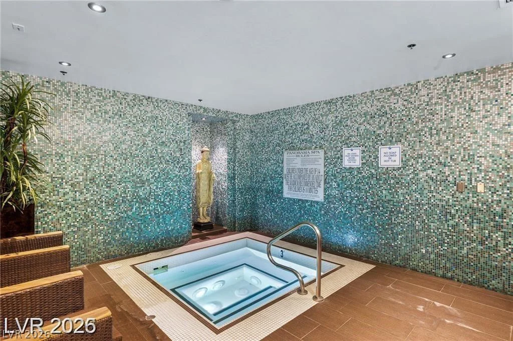 4525 Dean Martin, Las Vegas, NV 89103