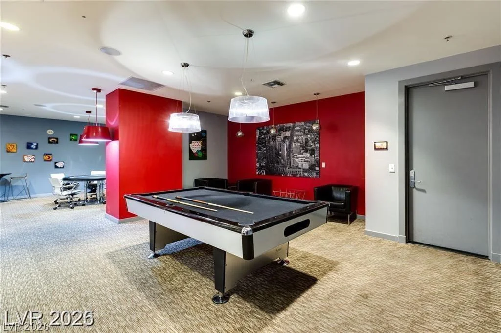 4525 Dean Martin, Las Vegas, NV 89103