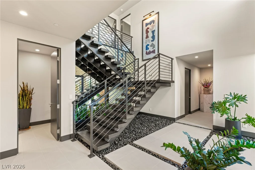 12 Desert Lake, Henderson, NV 89011