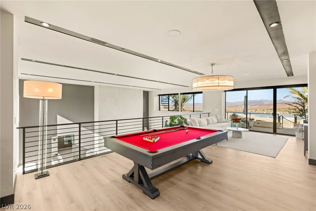 12 Desert Lake, Henderson, NV 89011