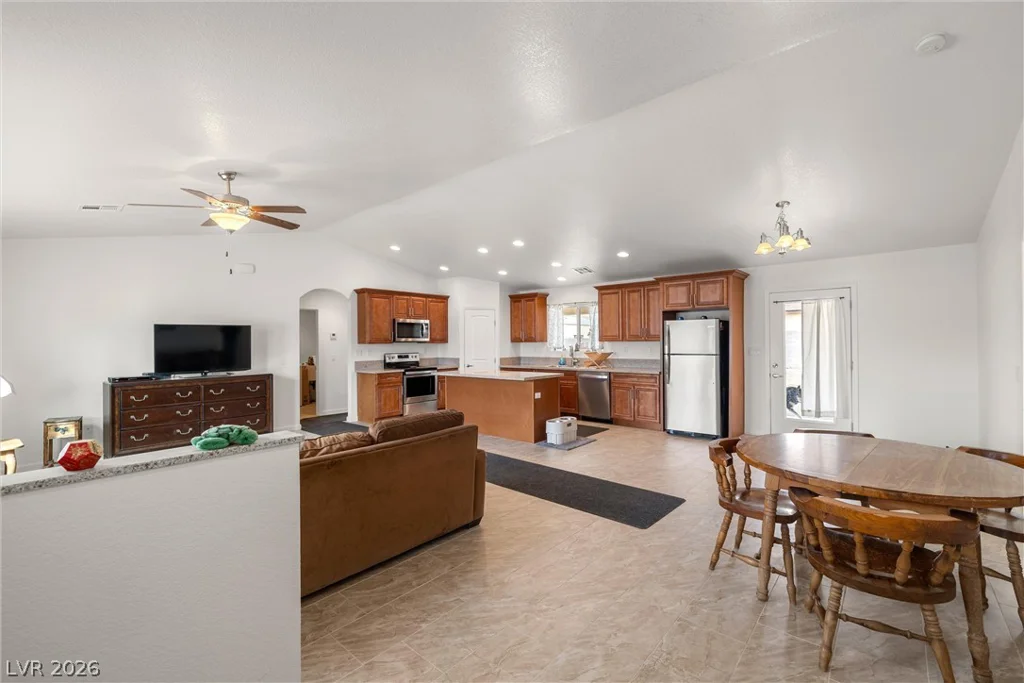 672 Lampshire, Pahrump, NV 89060