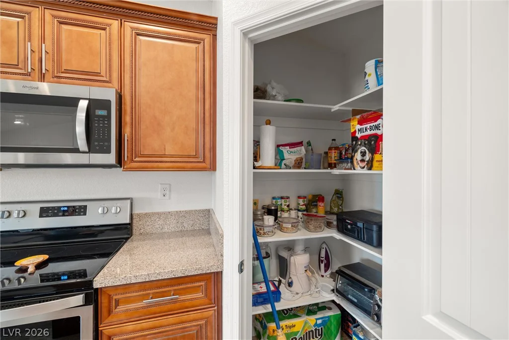 672 Lampshire, Pahrump, NV 89060