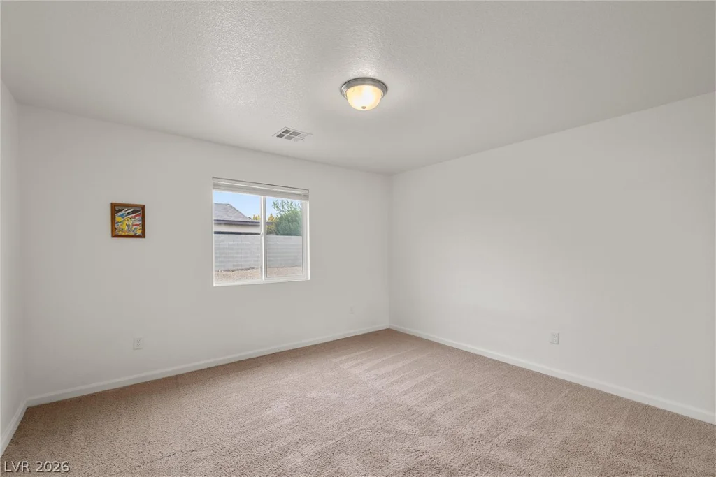 672 Lampshire, Pahrump, NV 89060