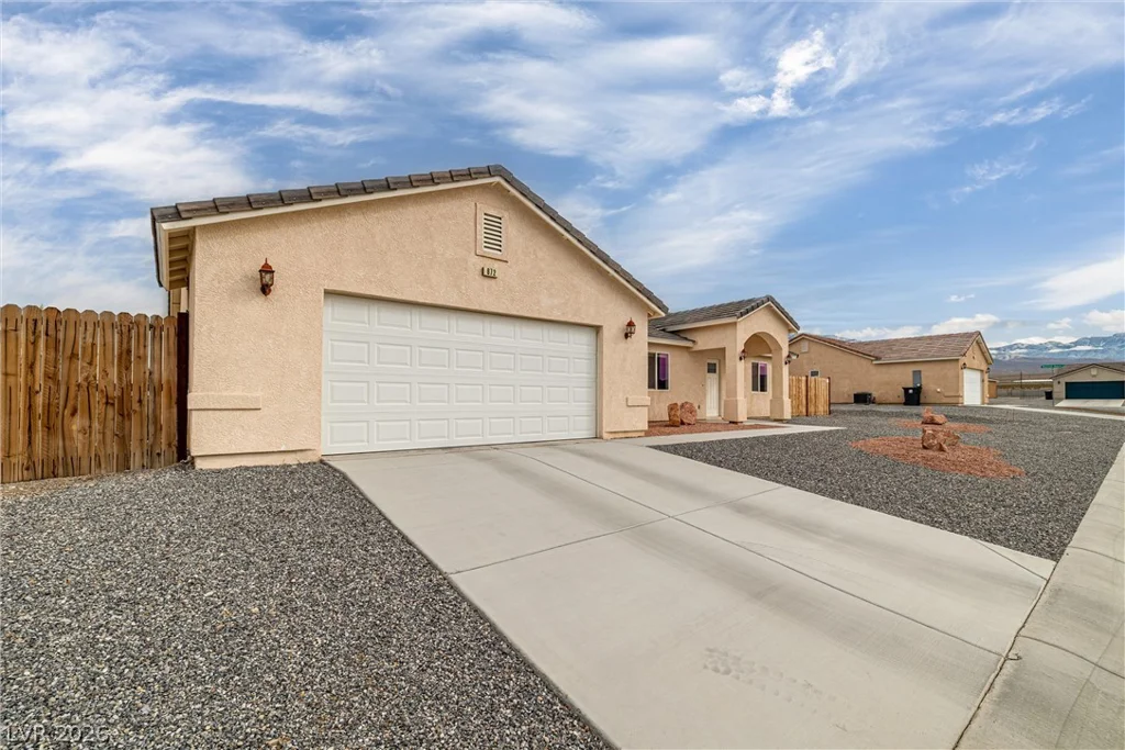 672 Lampshire, Pahrump, NV 89060