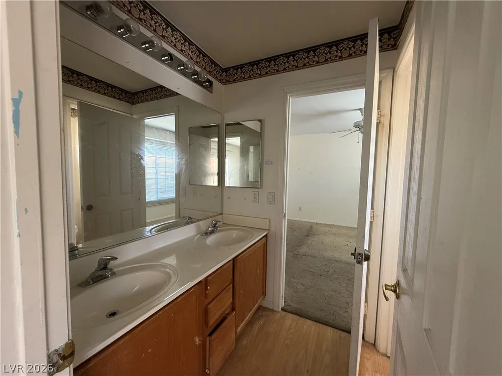 623 Vermeer, Las Vegas, NV 89110