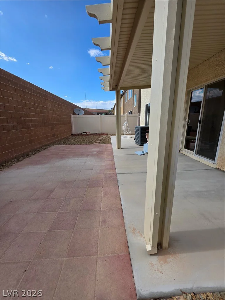 9047 Winthrop Springs, Las Vegas, NV 89139