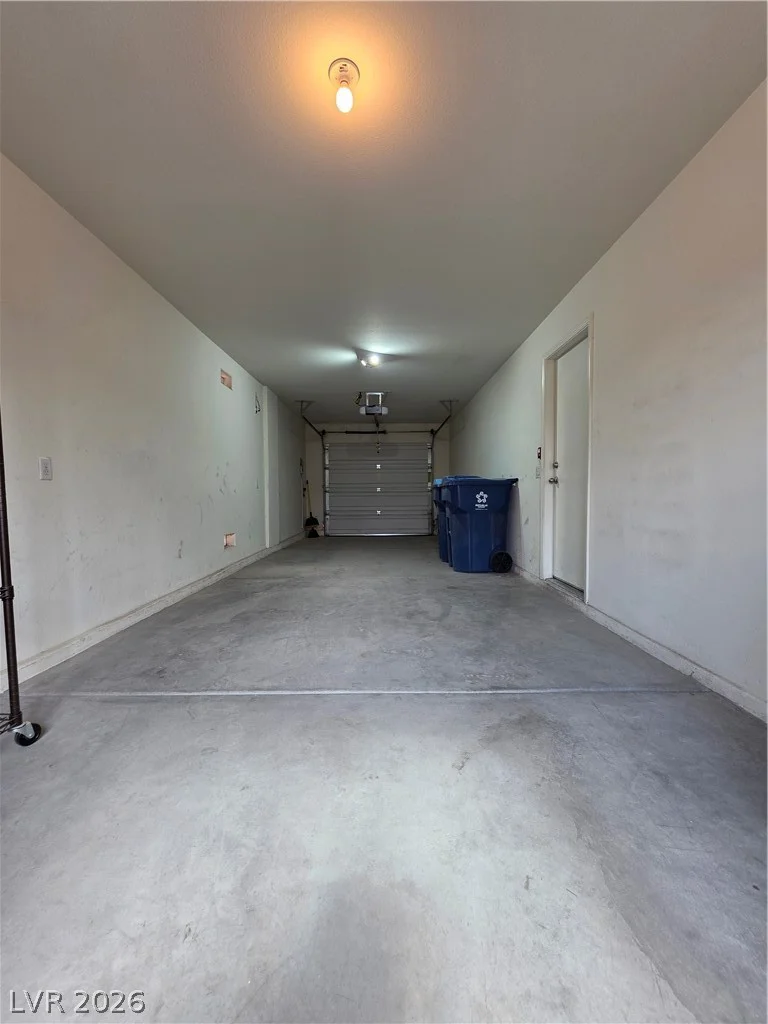 9047 Winthrop Springs, Las Vegas, NV 89139