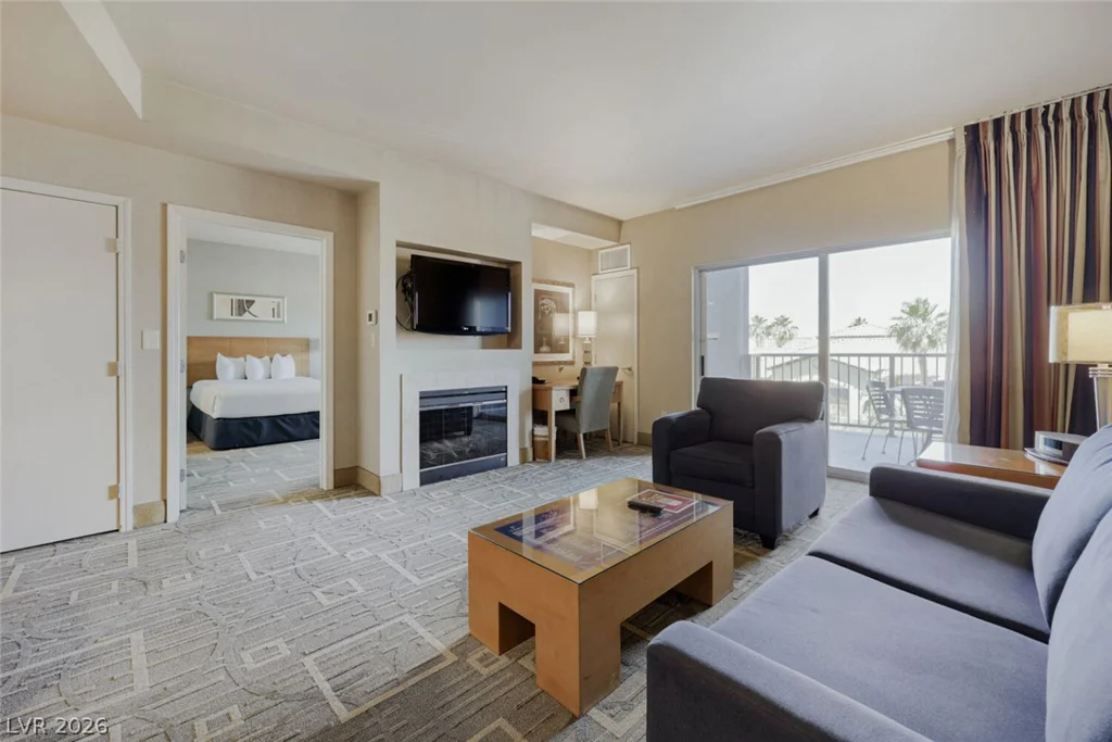 211 Flamingo, Las Vegas, NV 89169