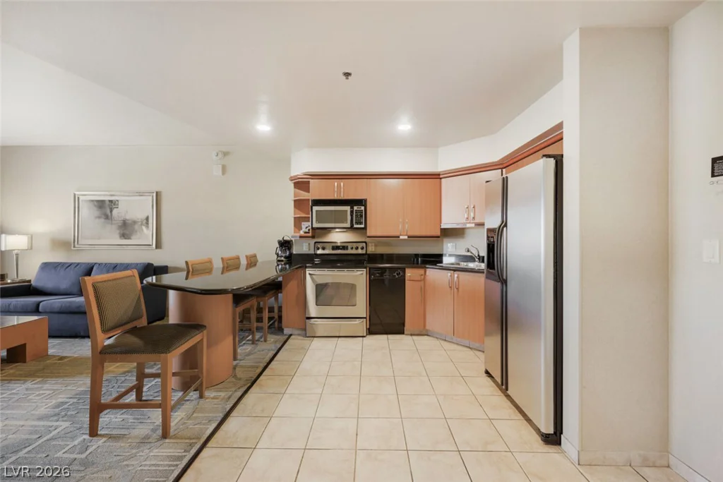 211 Flamingo, Las Vegas, NV 89169