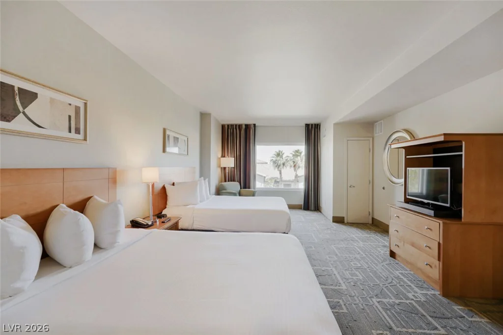 211 Flamingo, Las Vegas, NV 89169