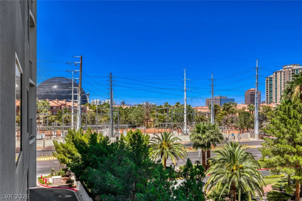 211 Flamingo, Las Vegas, NV 89169