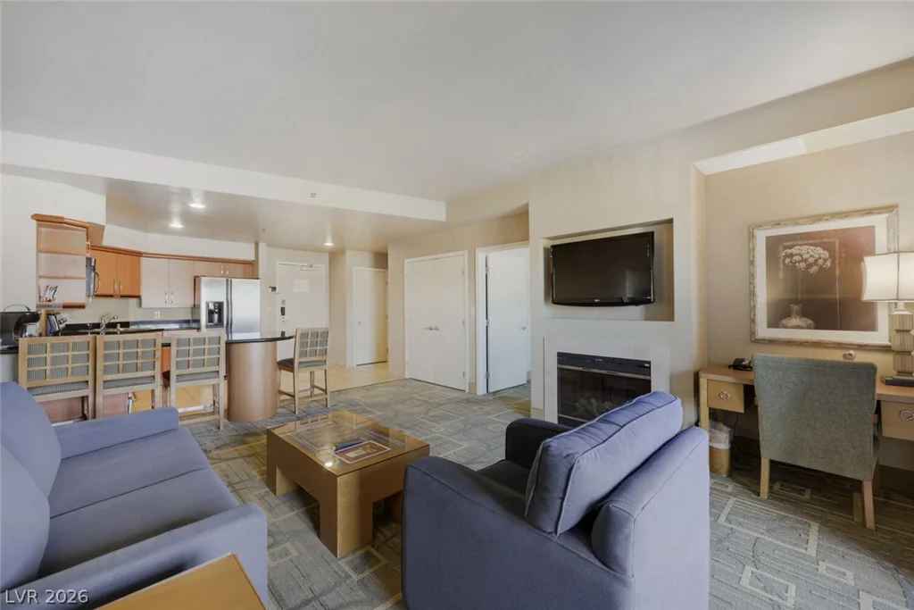 211 Flamingo, Las Vegas, NV 89169