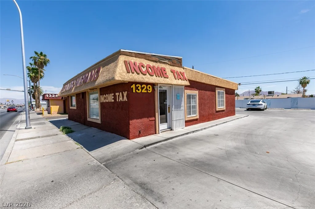 1329 Eastern, Las Vegas, NV 89104