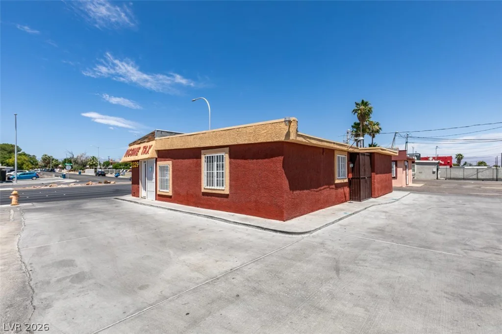 1329 Eastern, Las Vegas, NV 89104