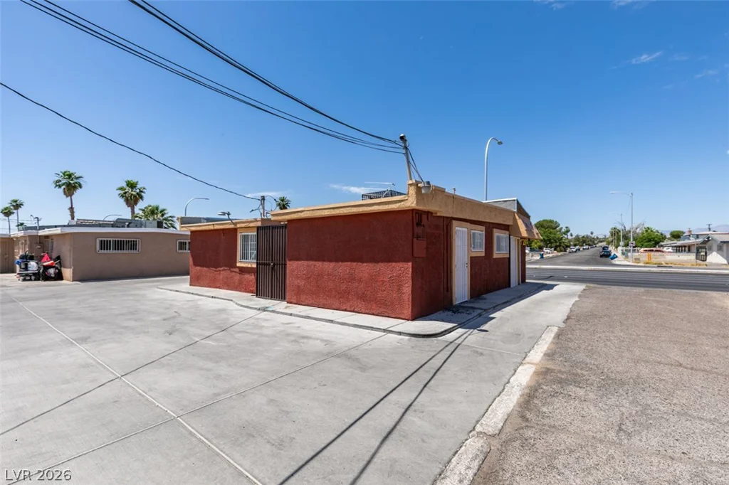 1329 Eastern, Las Vegas, NV 89104