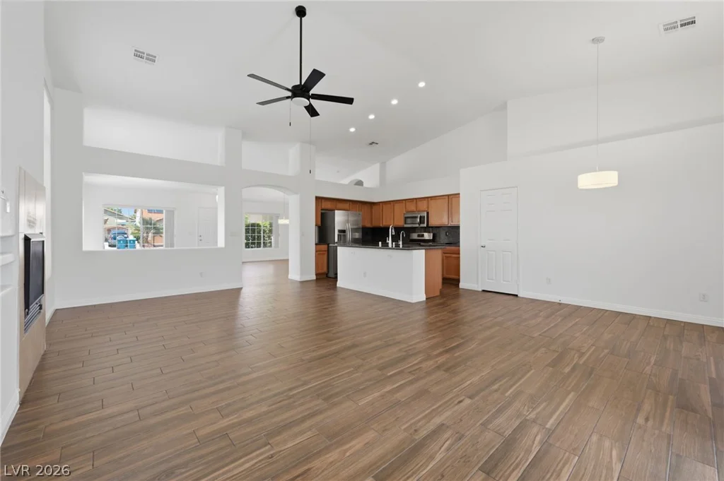 5005 Tropical Ridge, Las Vegas, NV 89130