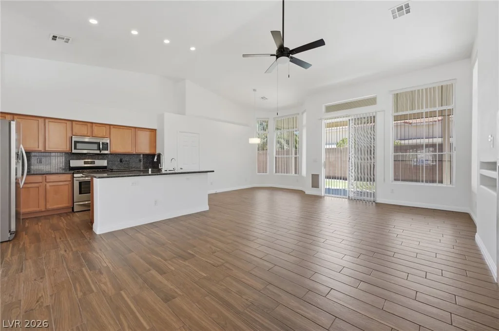 5005 Tropical Ridge, Las Vegas, NV 89130