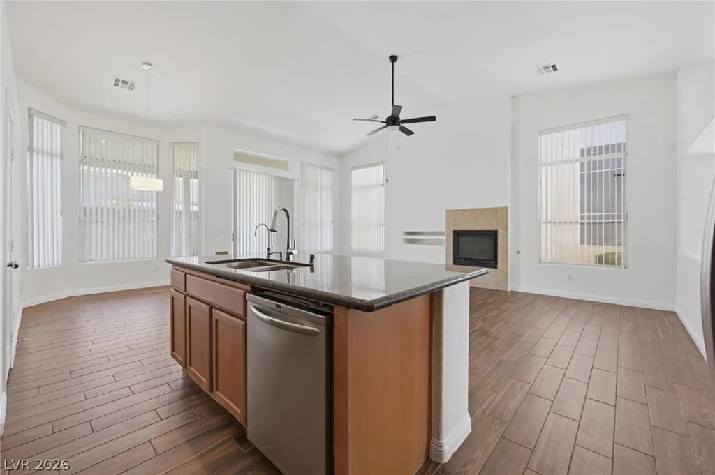 5005 Tropical Ridge, Las Vegas, NV 89130