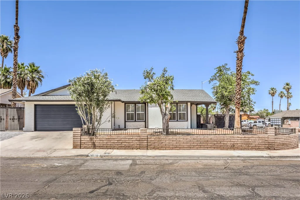 4370 Lariat, Las Vegas, NV 89121
